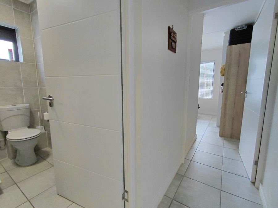 2 Bedroom Property for Sale in Admirals Park Western Cape